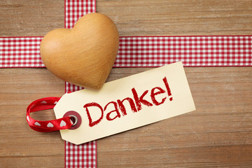Holzherz mit Dankeskarte