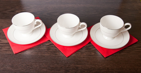 Porcelain dishware