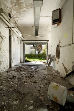 abandoned building, debris in the garage