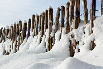 zaun im winter