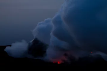 Lichtdoorlatende rolgordijnen zonder boren Vulkaan uitbarsting van vulkaan