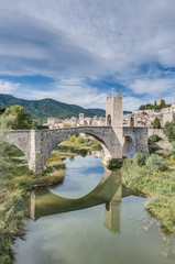 Fototapeta premium Medieval bridge in Besalu, Spain