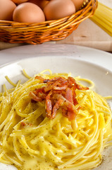 Traditional italian plate, spaghetti alla carbonara