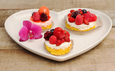 round berries mousse