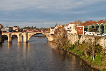 Villeneuve sur lot (Lot et Garonne)