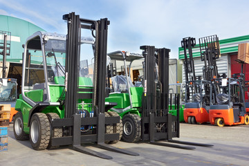 Electric forklift stackers