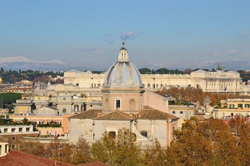 Fototapeta na wymiar Kościół San Giovanni dei Fiorentini widok z Janiculum