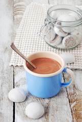Hot chocolate with cookies