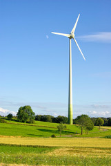 Fototapeta na wymiar Turbina wiatrowa