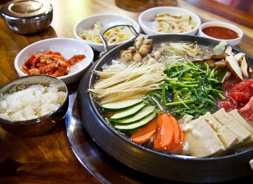 Happy with Korea food