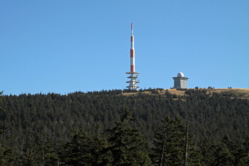 Obraz premium Brockengipfel mit Fernsehturm