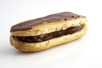 Éclair au chocolat