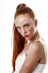 beauty fashion face frekles skin