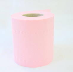rouleau de papier toilette rose