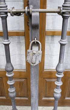 Iron padlock