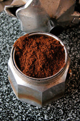 è fantastico preparare la caffettiera 1 © marcello malgari