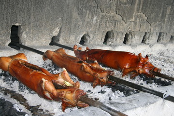 Lechon in un negozio di Manila