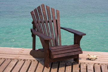 Fototapeta na wymiar Krzesło na plaży