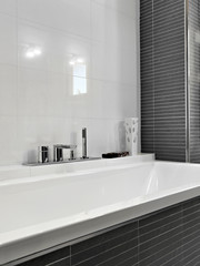 dettaglio della vasca da bagno in un bagno moderno