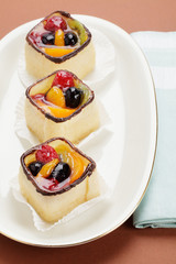 Obst-Marzipan-Törtchen