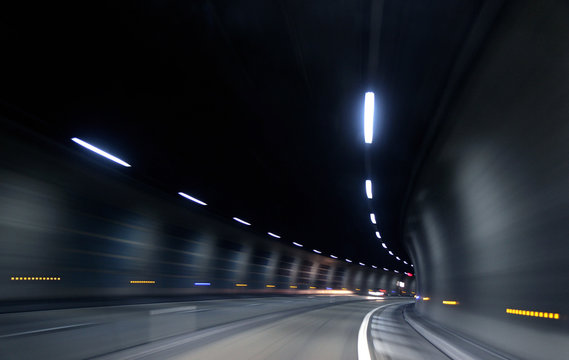 fast motion in dark tunnel