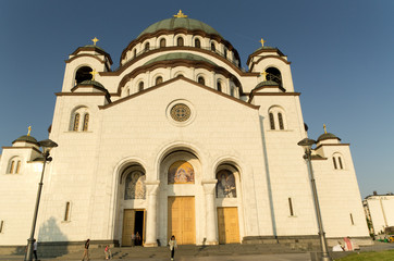 Fototapeta na wymiar W Saint Sava w Belgradzie