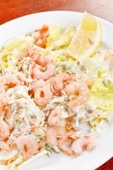 salad with shrimps