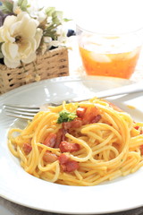 italian cuisine, carbonara spaghetti with iced tea