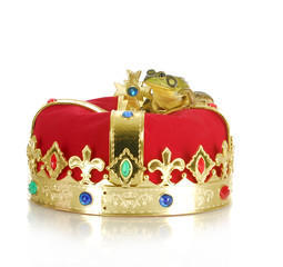frog on crown