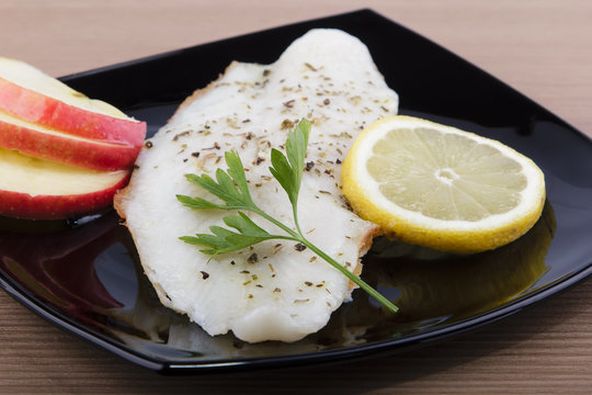 filete de panga con manzana y limon