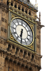 Fototapeta na wymiar Big Ben na białym, Londyn gotycka architektura, UK