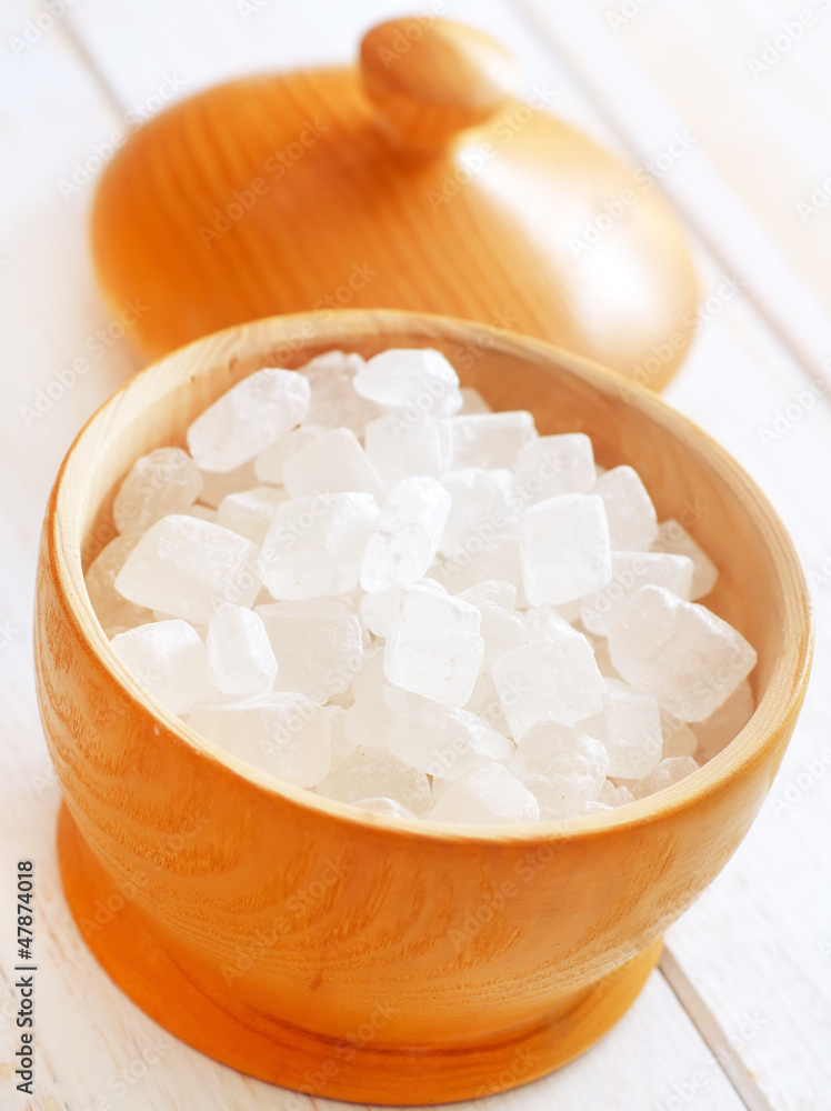 Sticker white sugar in the wooden vase