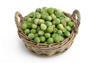 Rosenkohl im Körbchen