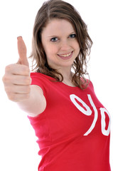 Junge Frau im Sale-Shirt 