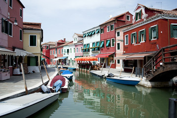 Fototapeta na wymiar Wenecja, Burano wyspa canal