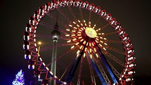 Riesenrad am Fernsehturm