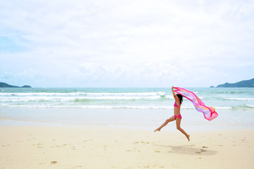 Obraz na płótnie Canvas Dziewczynka na plaży