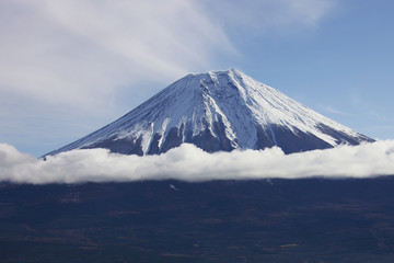 Fototapeta na wymiar Zima ? Mount Fuji