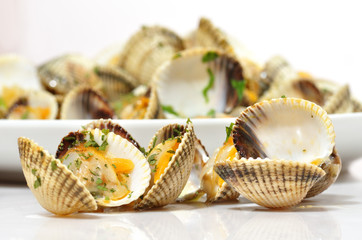 Aperitivo de berberechos.