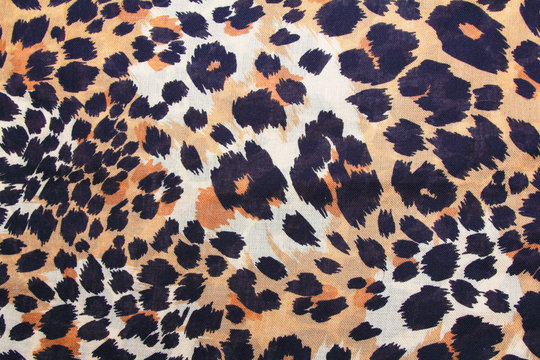 background of leopard skin pattern