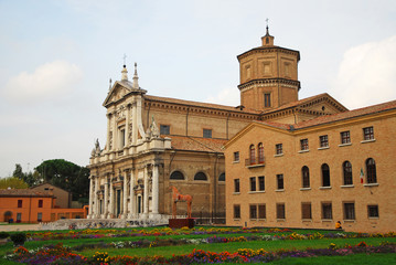 Obraz premium Saint Mary in Porto Basilica and Loggetta Lombardesca