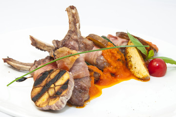 Ребра ягненка с гарниром