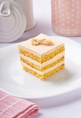 cream chocolate fruit cake sweet food dessert