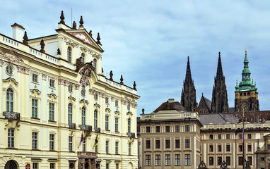 Fototapeta na wymiar Arcybiskup Palace w Pradze
