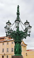 Fototapeta na wymiar Ozdobne latarnie, Praga