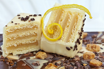 Baumkuchenspitzen mit weisser Schokolade