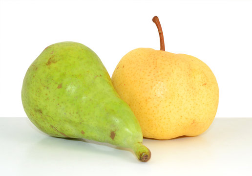 Dos peras frescas de temporada