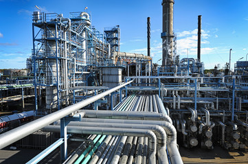 overall view of oil and gas installation - obrazy, fototapety, plakaty