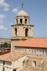 Fototapeta na wymiar Cella miasto kościół parafialny, Teruel, Aragonia, Hiszpania
