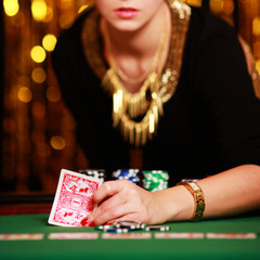 Fototapeta premium Lady am Pokertisch